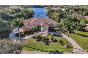 3175 Hunter Road, Weston