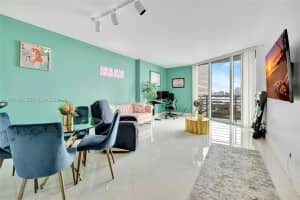 325 S Biscayne Boulevard 2616, Miami, Fl 33131, Miami