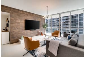 475 Brickell Ave 3013 Miami, FL 33131 - MLS#A11955900