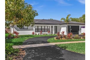 1516 N 47th Ave Hollywood, FL 33021 - MLS#A11955934