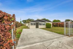 746 Nw 3rd St Florida City, FL 33034 - MLS#A11956023