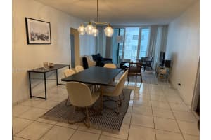 5401 Collins Ave 107 Miami Beach, FL 33140 - MLS#A11956055