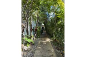 825 Jefferson Ave , Miami Beach, FL 33139 - MLS#A11956057