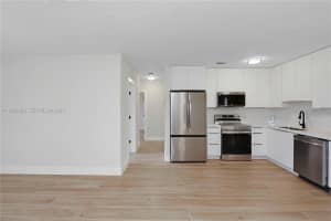 990 Ne 159th St North Miami Beach, FL 33162 - MLS#A11956060