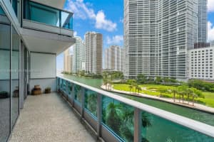 200 Biscayne Boulevard Way 506, Miami