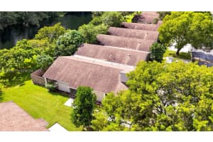 570 Woodgate Cir A Sunrise, FL 33326 - MLS#A11956071