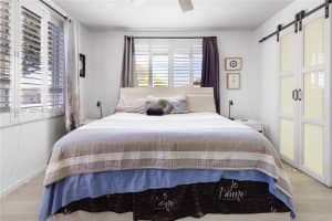 5935 Del Lago Cir 209 Sunrise, FL 33313 - MLS#A11956084