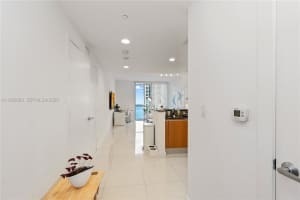 1060 Brickell Ave 2207 Miami, FL 33131 - MLS#A11956098