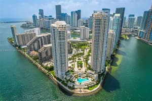 808 Brickell Key Dr 1808, Miami