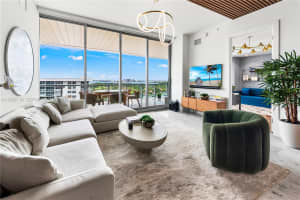 5775 Collins Ave Apartment 1405, Miami Beach, FL 33140, - MLS#A11956118