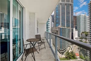 1155 Brickell Bay Dr 1806 Miami, FL 33131 - MLS#A11956151