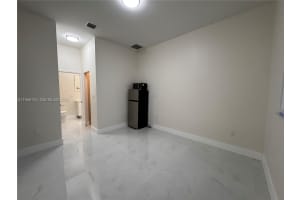 915 NW 104th St b, Miami, FL 33150, - MLS#A11956153