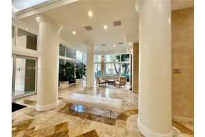 770 Claughton Island Dr Ph-9 Miami, FL 33131 - MLS#A11956159