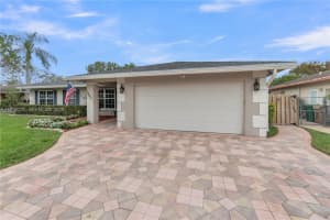 12541 Sw 11th Ct Davie, FL 33325 - MLS#A11956220