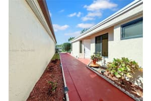 2261 Nw 34th Ter Coconut Creek, FL 33066 - MLS#A11956234