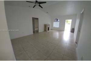 9141 Sw 162nd Ct Miami, FL 33196 - MLS#A11956235