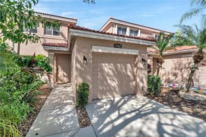 11063 Sw 16th Mnr Davie, FL 33324 - MLS#A11956253