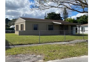 14680 Tyler St, Miami