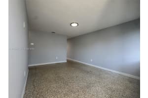 575 E 22nd St 3 Hialeah, FL 33013 - MLS#A11956292