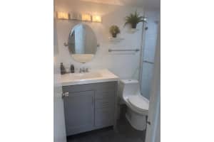 9980 Nw 9th St Cir 204 Miami, FL 33172 - MLS#A11956294