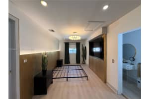 2340 Sw 42nd Way Fort Lauderdale, FL 33317 - MLS#A11956301