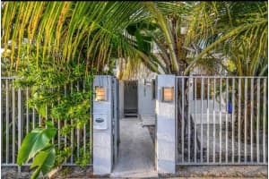 3427 Frow Ave Miami, FL 33133 - MLS#A11956312