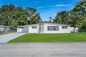 2115 Nw 129th St, Miami