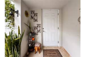 19100 Bobolink Dr Hialeah, FL 33015 - MLS#A11956341