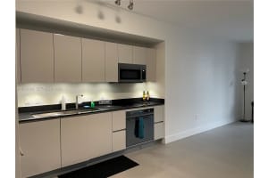 1010 Brickell Ave 3708 Miami, FL 33131 - MLS#A11956383