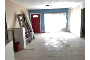 2101 Sw 46th Ave Fort Lauderdale, FL 33317 - MLS#A11956386