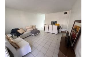 654 W 29th St 2 Hialeah, FL 33012 - MLS#A11956411