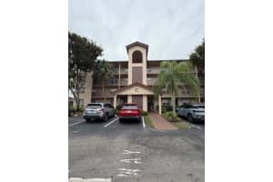 13100 Sw 11th Ct 103c, Pembroke Pines