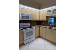 13100 Sw 11th Ct 103c Pembroke Pines, FL 33027 - MLS#A11956427