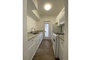 8132 Harding Ave 7, Miami Beach