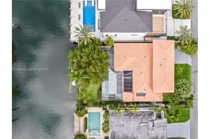 405 Bontona Ave Fort Lauderdale, FL 33301 - MLS#A11956456