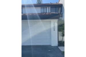 20408 Ne 34th Ct 21, Aventura