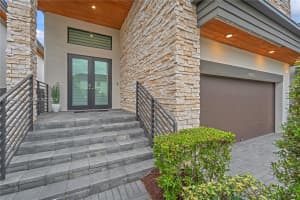 10250 Nw 76th Ter Doral, FL 33178 - MLS#A11956481