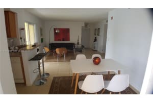 7640 Westwood Dr 403 Tamarac, FL 33321 - MLS#A11956482