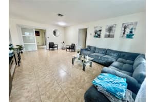 1201 Nw 78th Ave Pembroke Pines, FL 33024 - MLS#A11956489