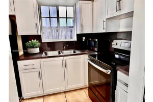 1201 Nw 78th Ave Pembroke Pines, FL 33024 - MLS#A11956489