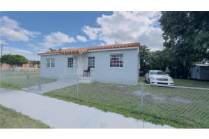 3310 Nw 19th Ter, Miami