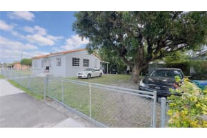 3310 Nw 19th Ter Miami, FL 33125 - MLS#A11956494