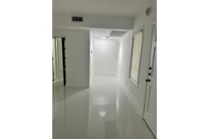 4812 Pine Tree Dr , Miami Beach, FL 33140 - MLS#A11956517
