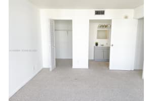 16919 N Bay Rd 706 Sunny Isles Beach, FL 33160 - MLS#A11956564