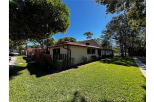 4296 Woodstock Dr A West Palm Beach, FL 33409 - MLS#A11956592