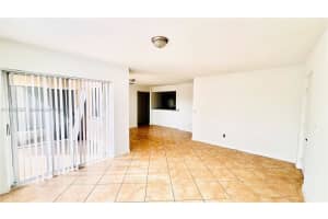 18810 Nw 57th Ave 201 Hialeah, FL 33015 - MLS#A11956595