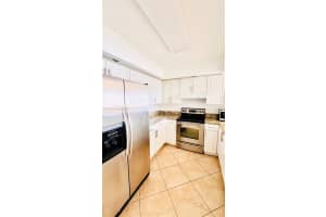 18810 Nw 57th Ave 201 Hialeah, FL 33015 - MLS#A11956595