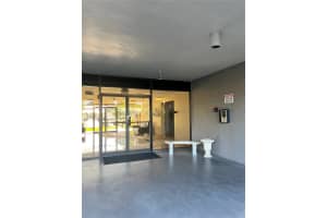 4800 Bayview Dr 206 Fort Lauderdale, FL 33308 - MLS#A11956620