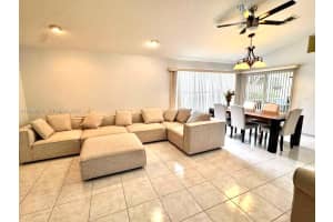 7131 Whitfield Ave Boynton Beach, FL 33437 - MLS#A11956624