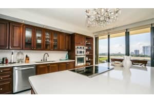 20191 E Country Club Dr 901 Aventura, FL 33180 - MLS#A11956628